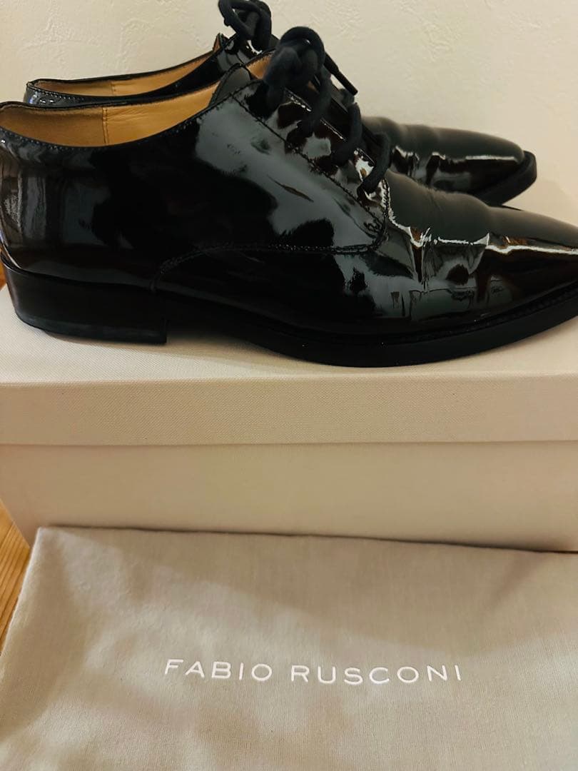 FABIO RUSCONI オックスフォード エナメル レースアップシューズ