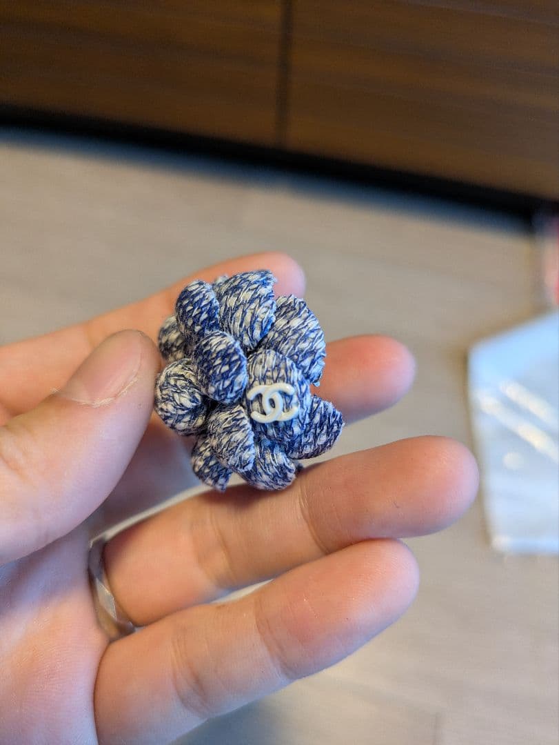 Chanel　シャネル　カメリア　ブローチ