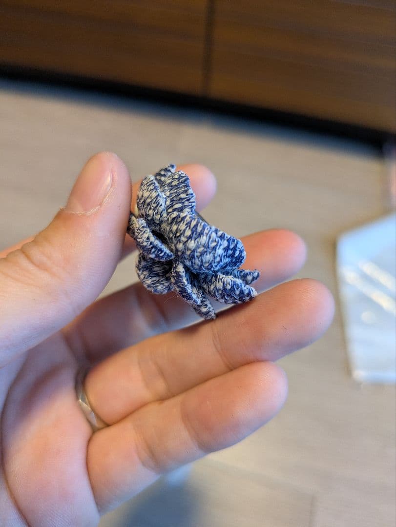 Chanel　シャネル　カメリア　ブローチ