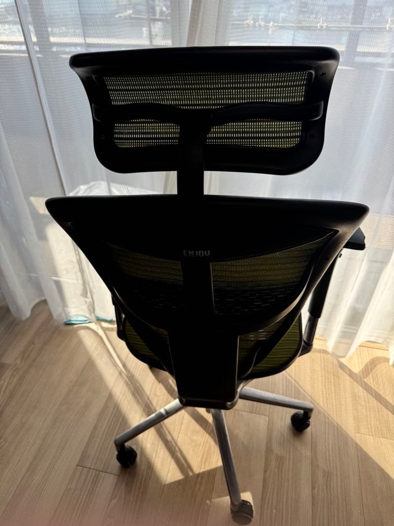 エルゴヒューマン　エンジョイ　ヘッドレスト