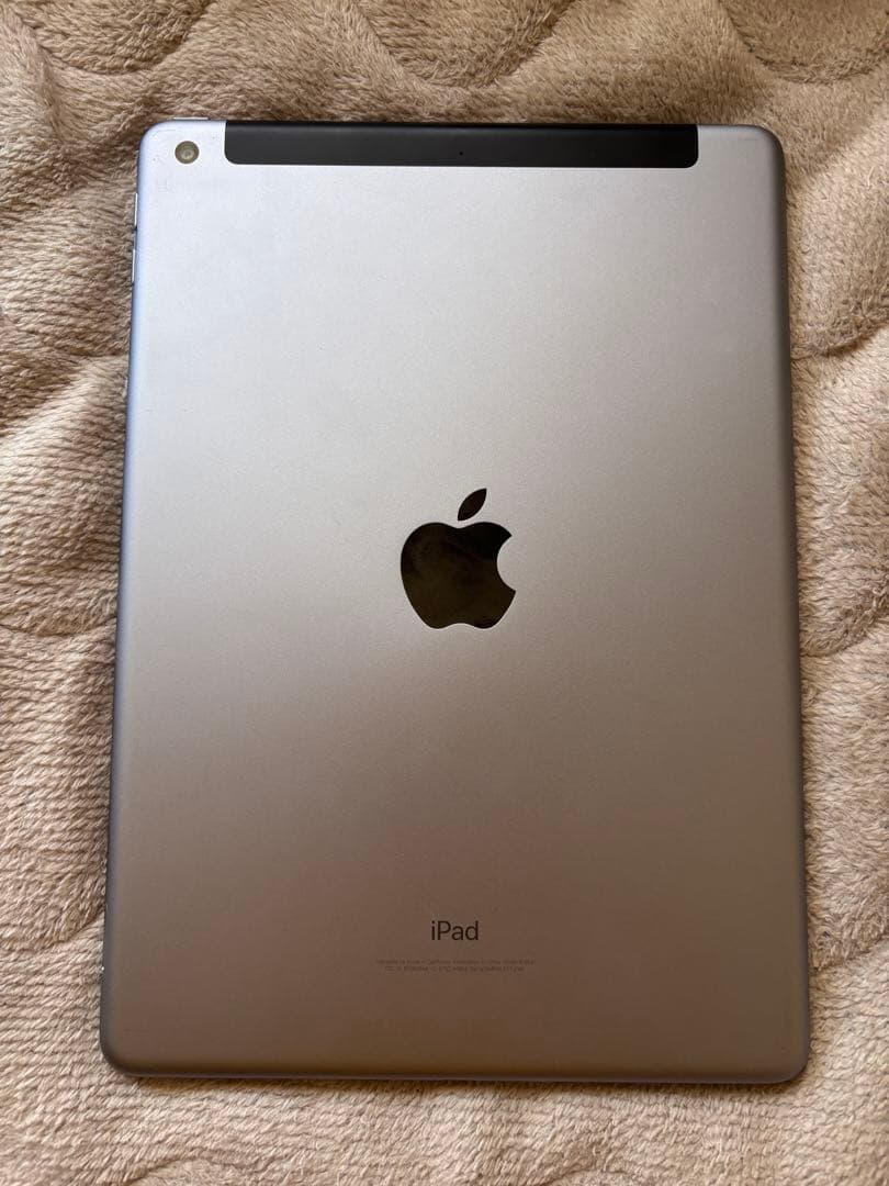 iPad第6世代128g WiFi+ Cellularモデル