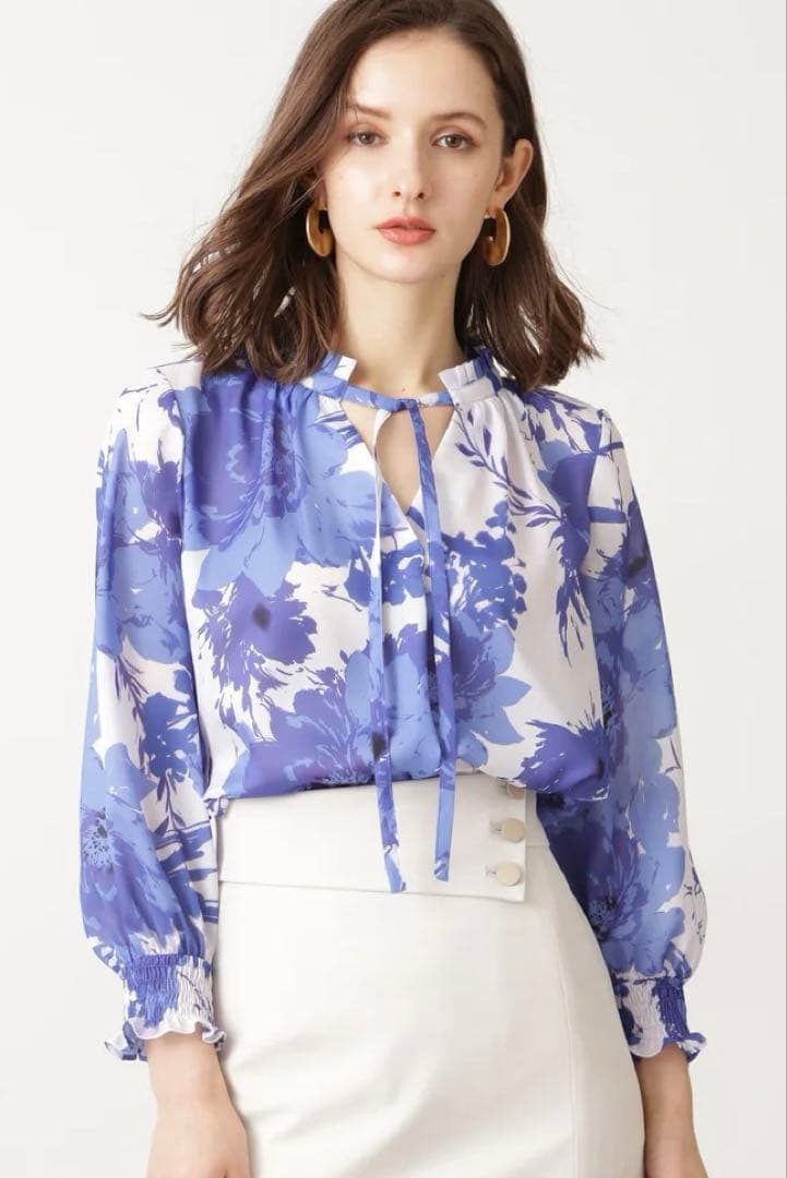 ピンキーアンドダイアン◆グラデーションフラワープリントブラウス ブルー 38