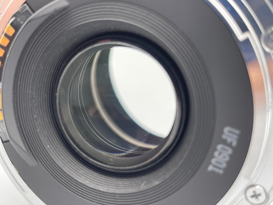 ✰Canon EF 35mm f/2 単焦点レンズ✰ F2