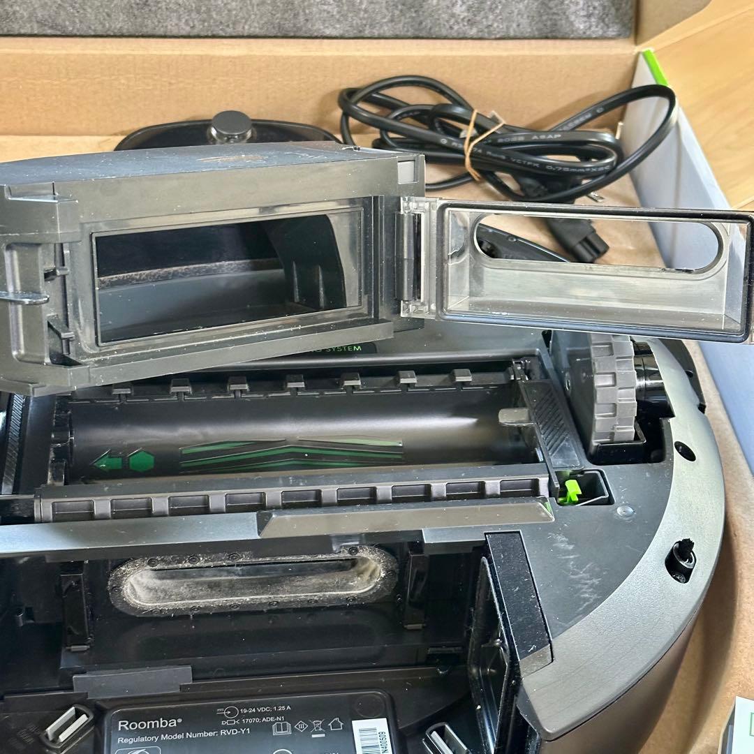 ひ*ん様 iRobot Roomba i2 本体 充電ドック付き