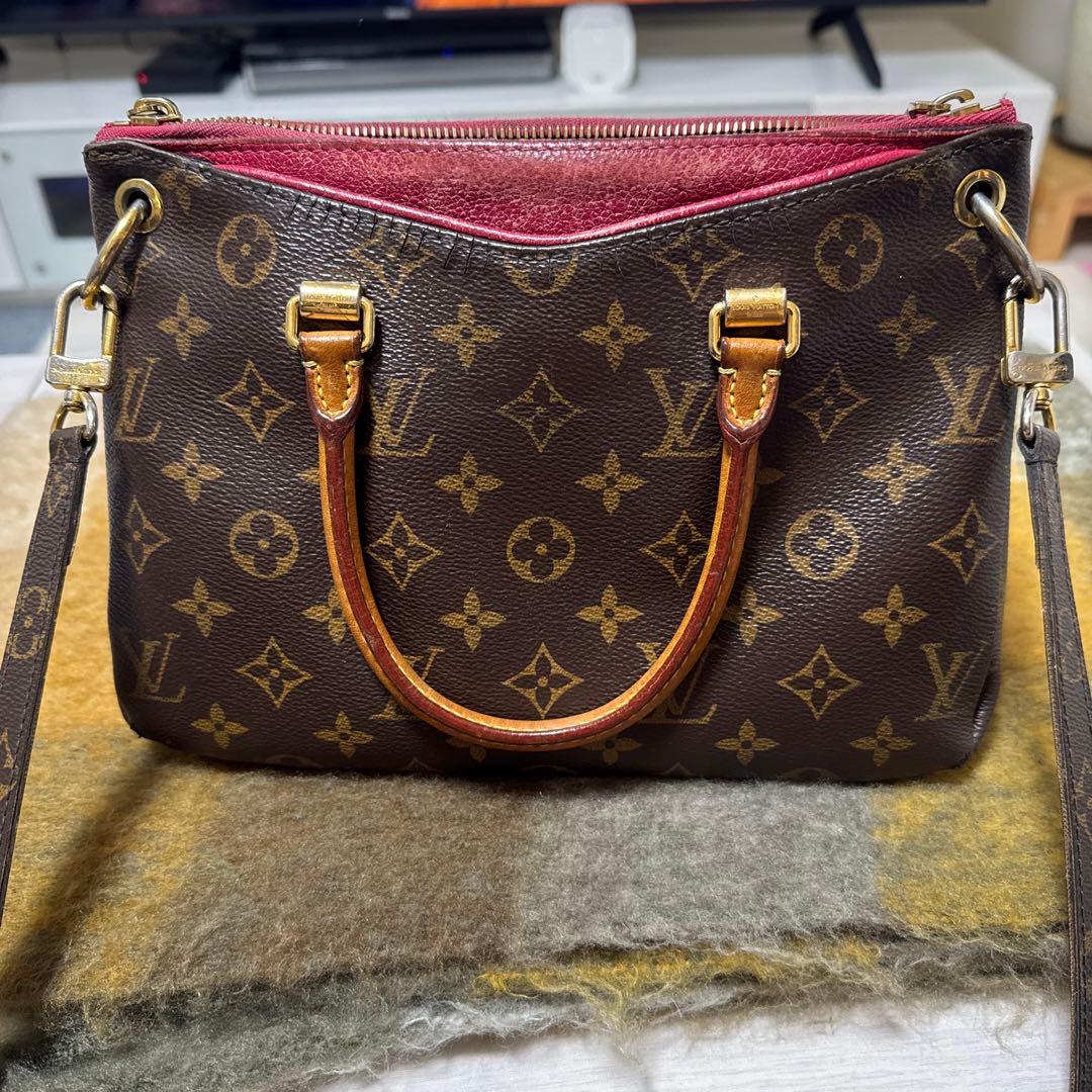 ルイ・ヴィトン モノグラム ハンドバッグ　箱付き