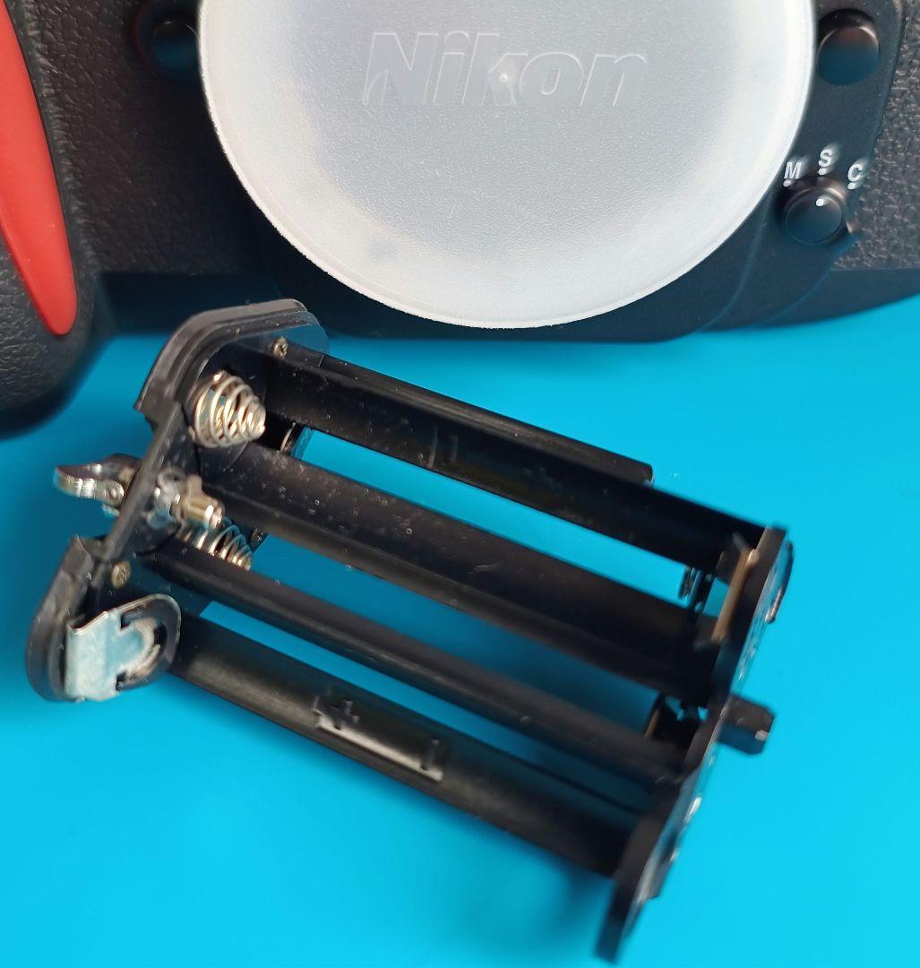 極上美品　 Nikon F100 動作確認済