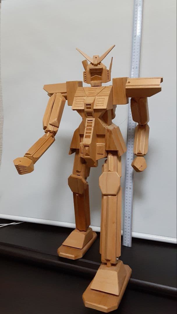 手作り木工・木製可動式ロボット(材料　ヒノキ材素地仕上げ)