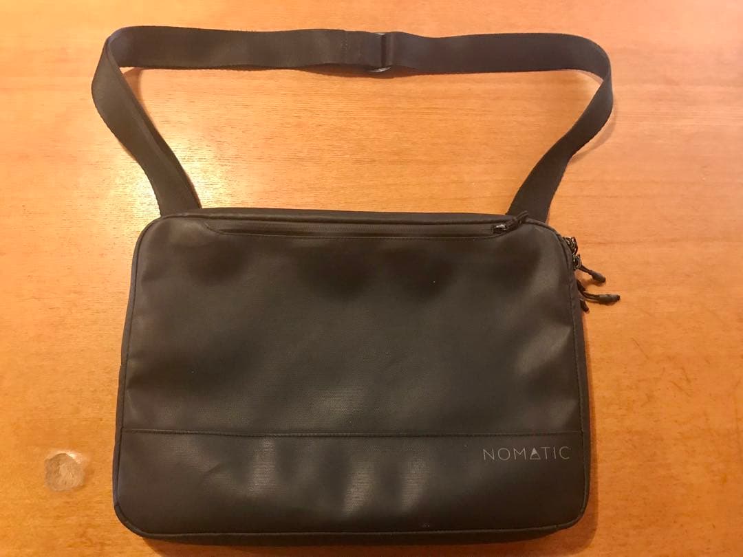 IPad Pro 11 ＋CHESONA キーボードケース＋NOMATICバッグ