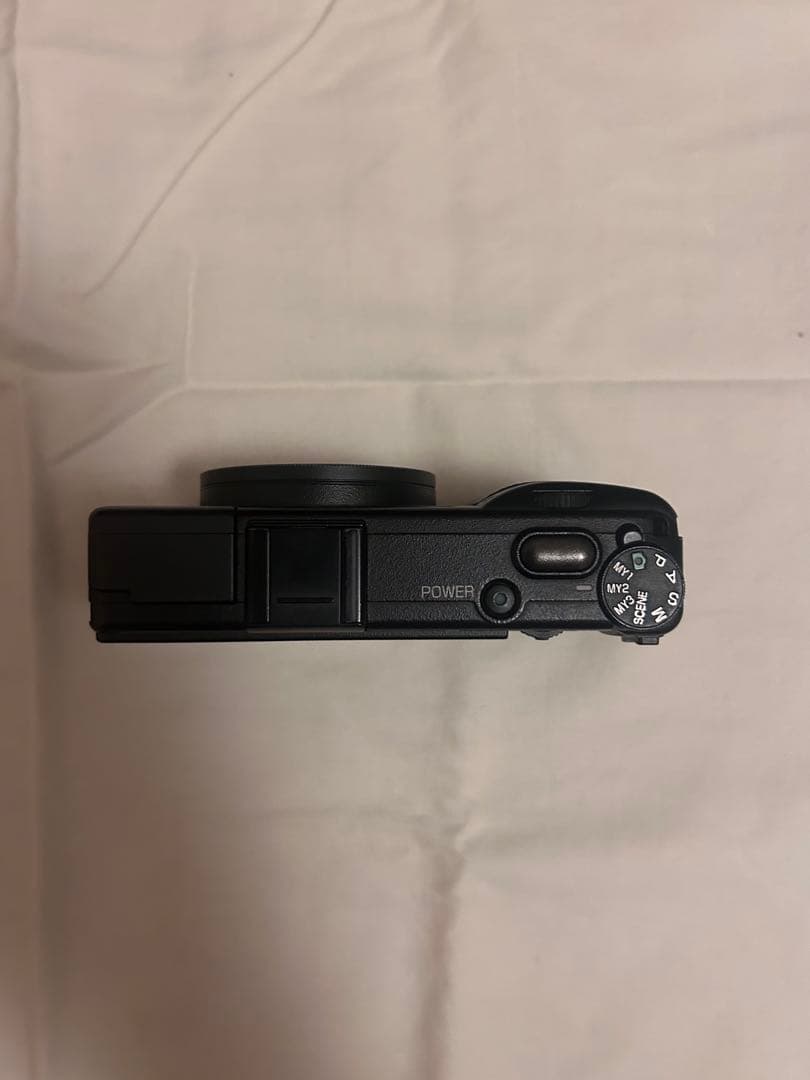 RICOH GR DIGITAL III 本体と付属品