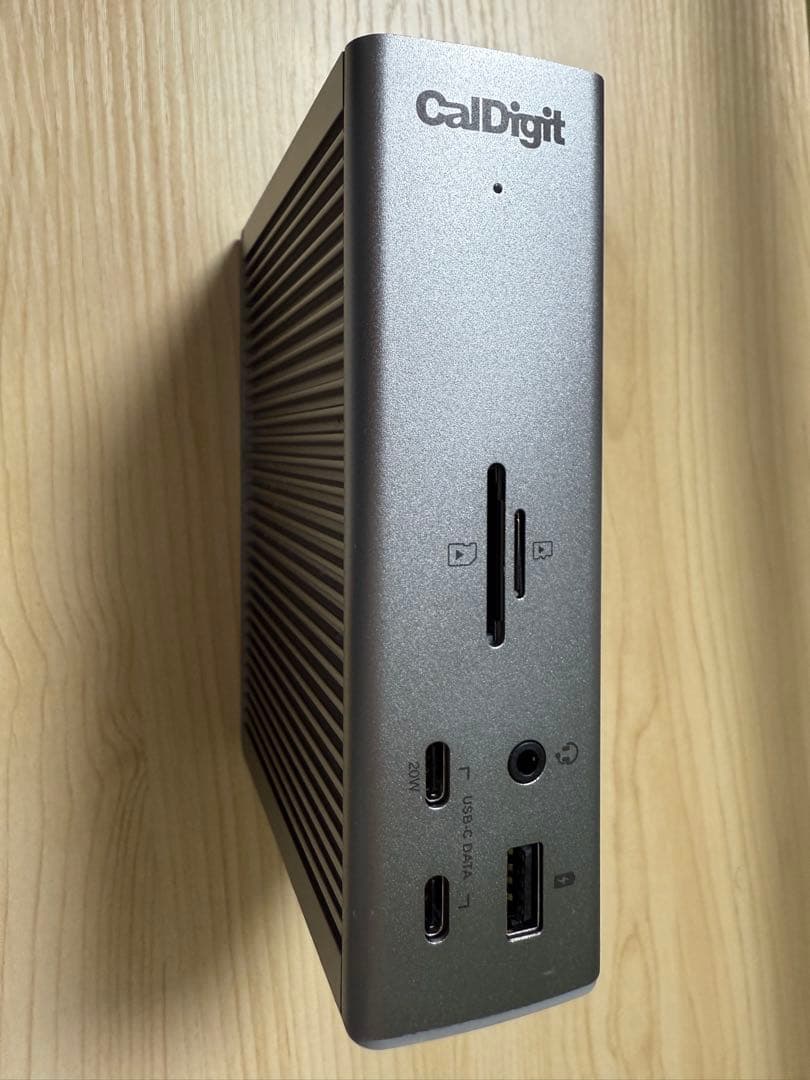 分配器・切替器 CalDigit TS4 Thunderbolt Station 4