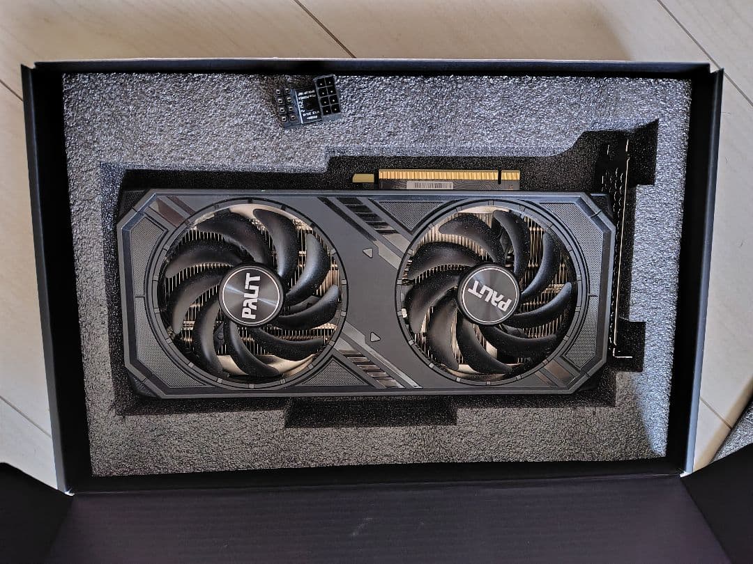 グラフィックボード・グラボ・ビデオカード PALIT GeForce RTX4070 Dual + omake