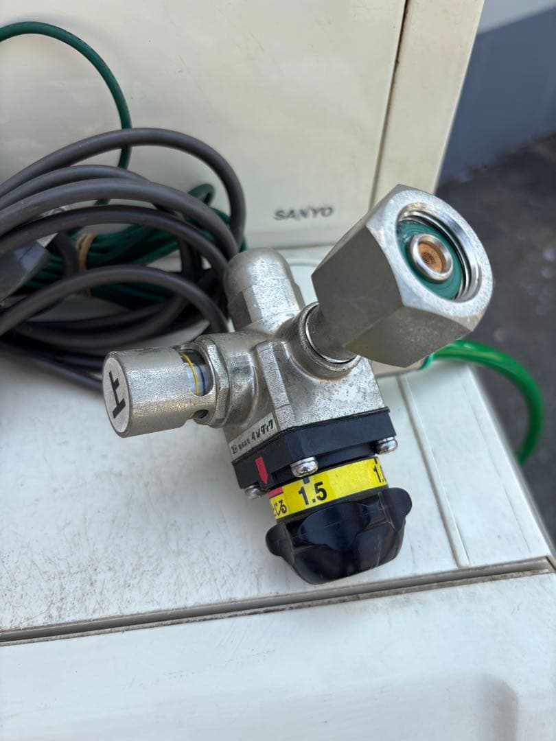 ビアサーバー　キリン　サンヨー　業務用