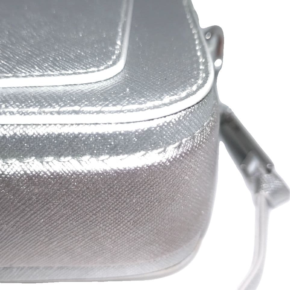 ✨極美品✨訳あり　MARC JACOBS THE SNAPSHOT　シルバー