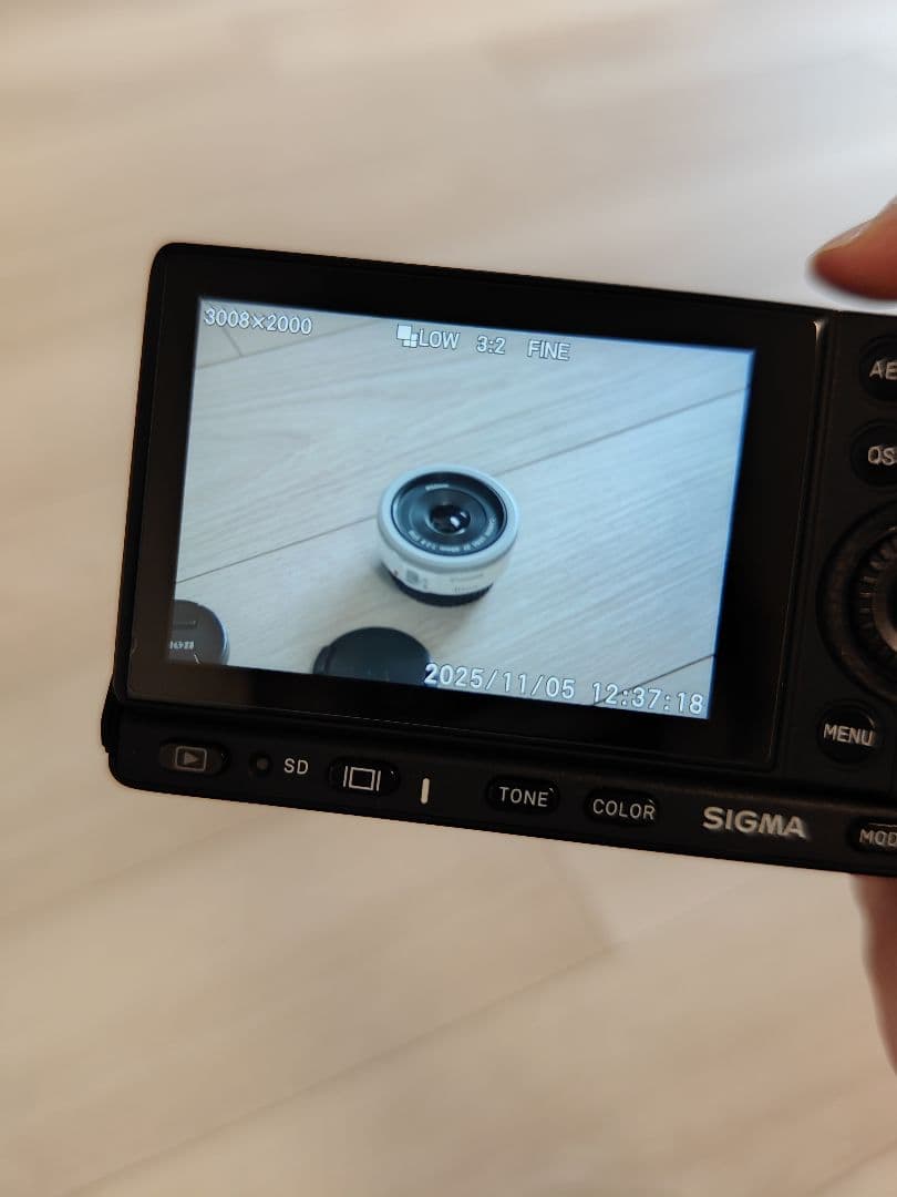 ヨシヒロ Canon EF 40mm f2.8 STM