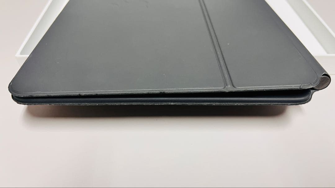 11インチ iPad Magic Keyboard 日本語(JIS) 箱付き