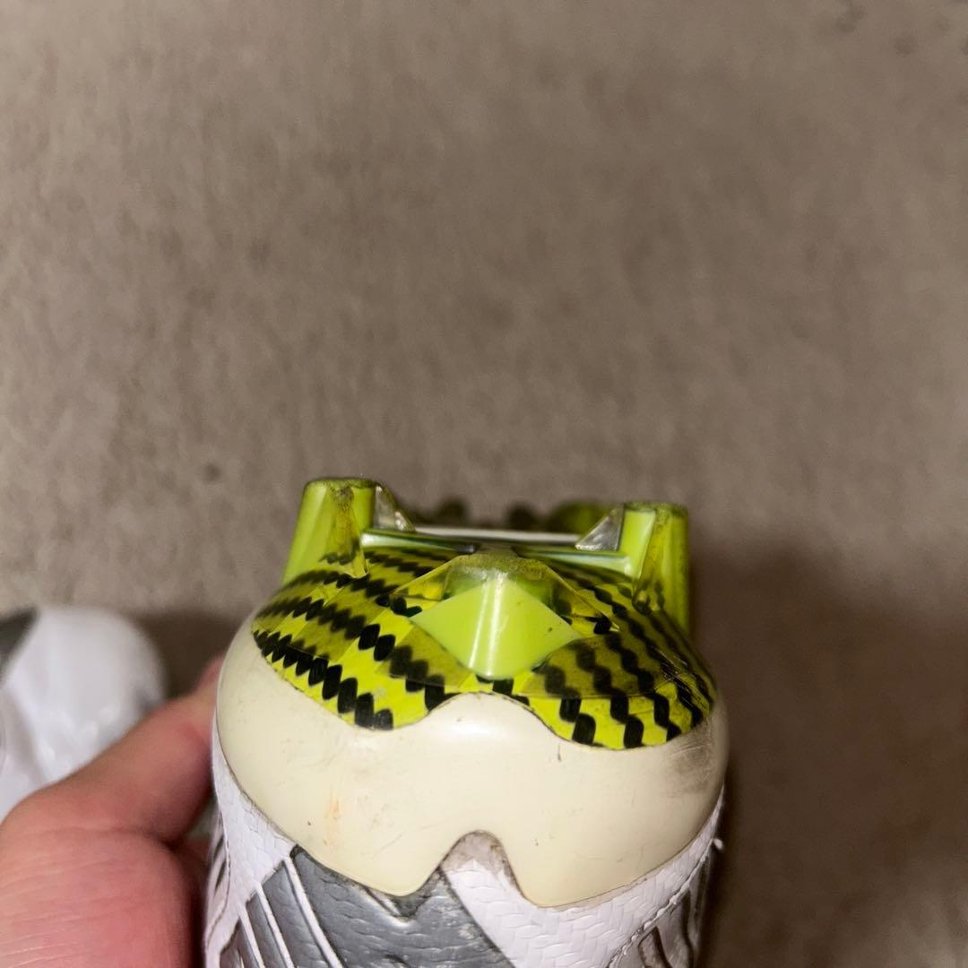 アメリカンフットボール スパイク