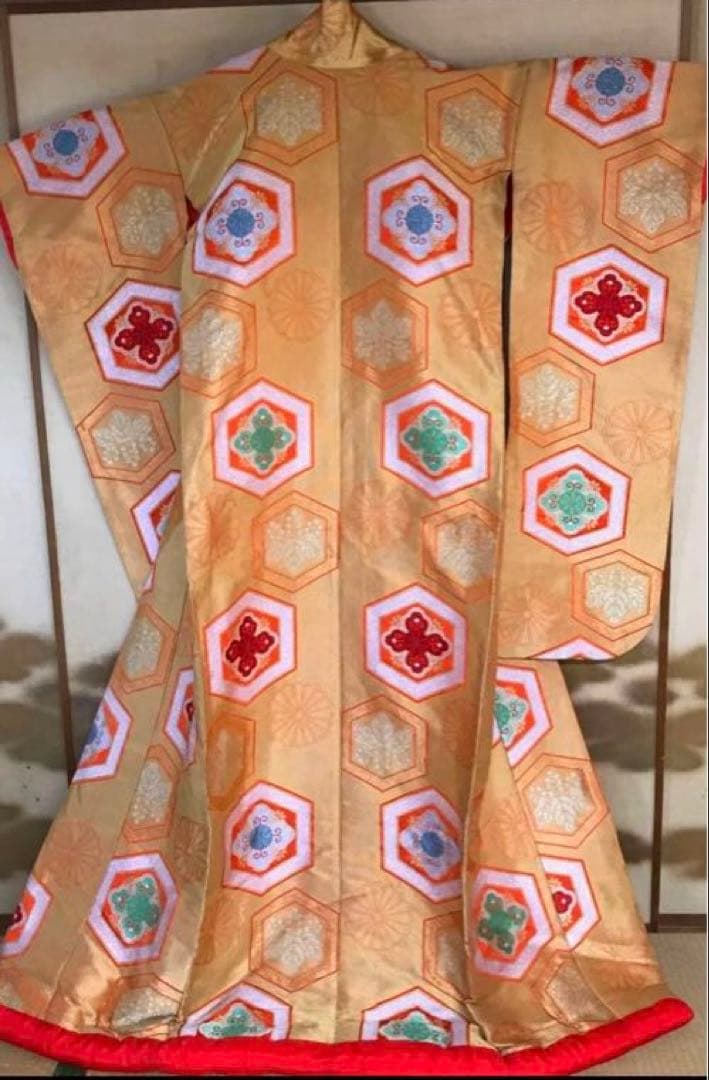 ましゅまろ 和装 ＊花嫁 色打掛 婚礼　亀甲柄