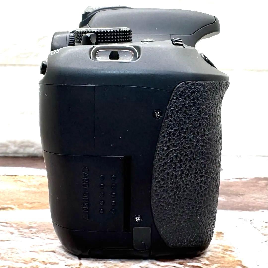 田中様希少シルバー色レンズCanon EOS KISS X5 レンズセットスマホ