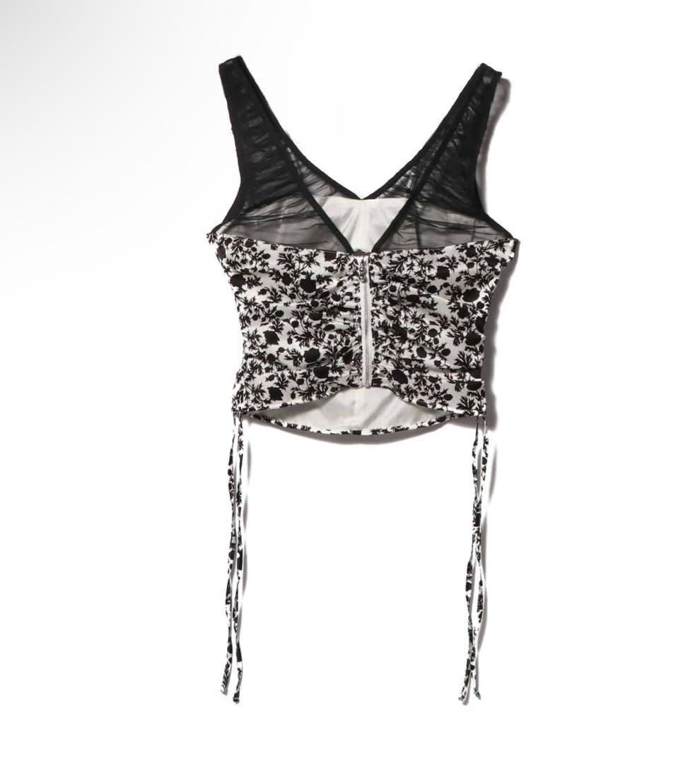 Fetico フラワープリントトップス