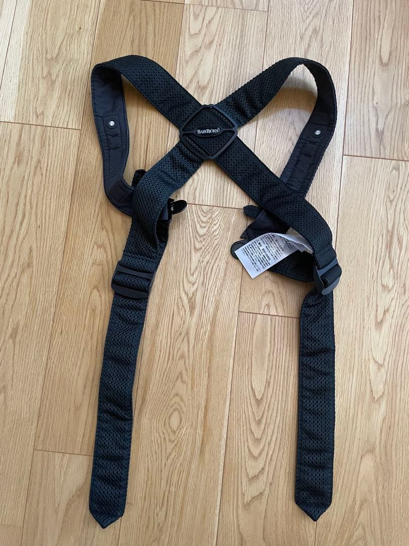 ベビービョルン 抱っこ紐 MINI Air エアー　メッシュbabybjorn