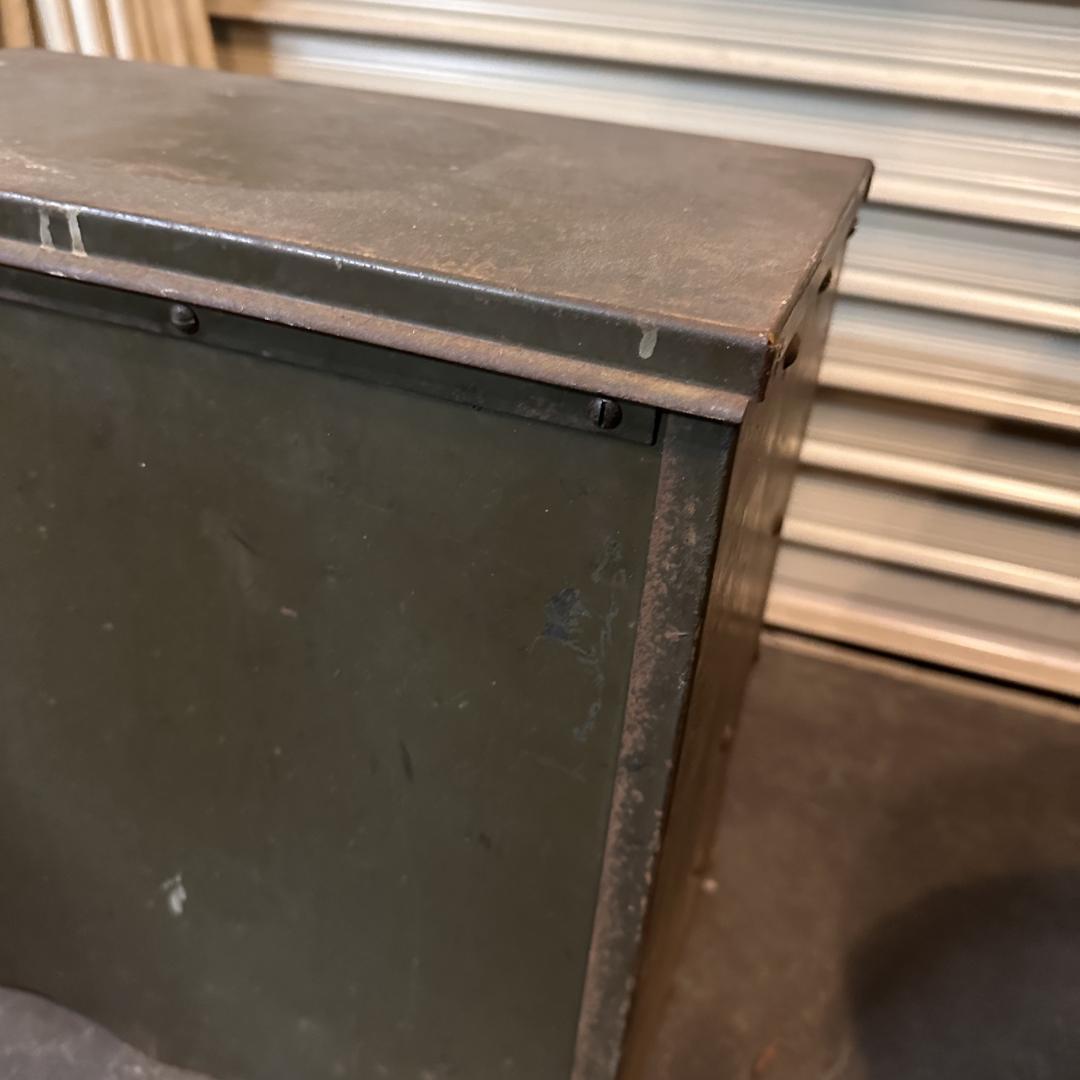 ヴィンテージ メタル製 パーツボックス タバコストッカー 店舗什器