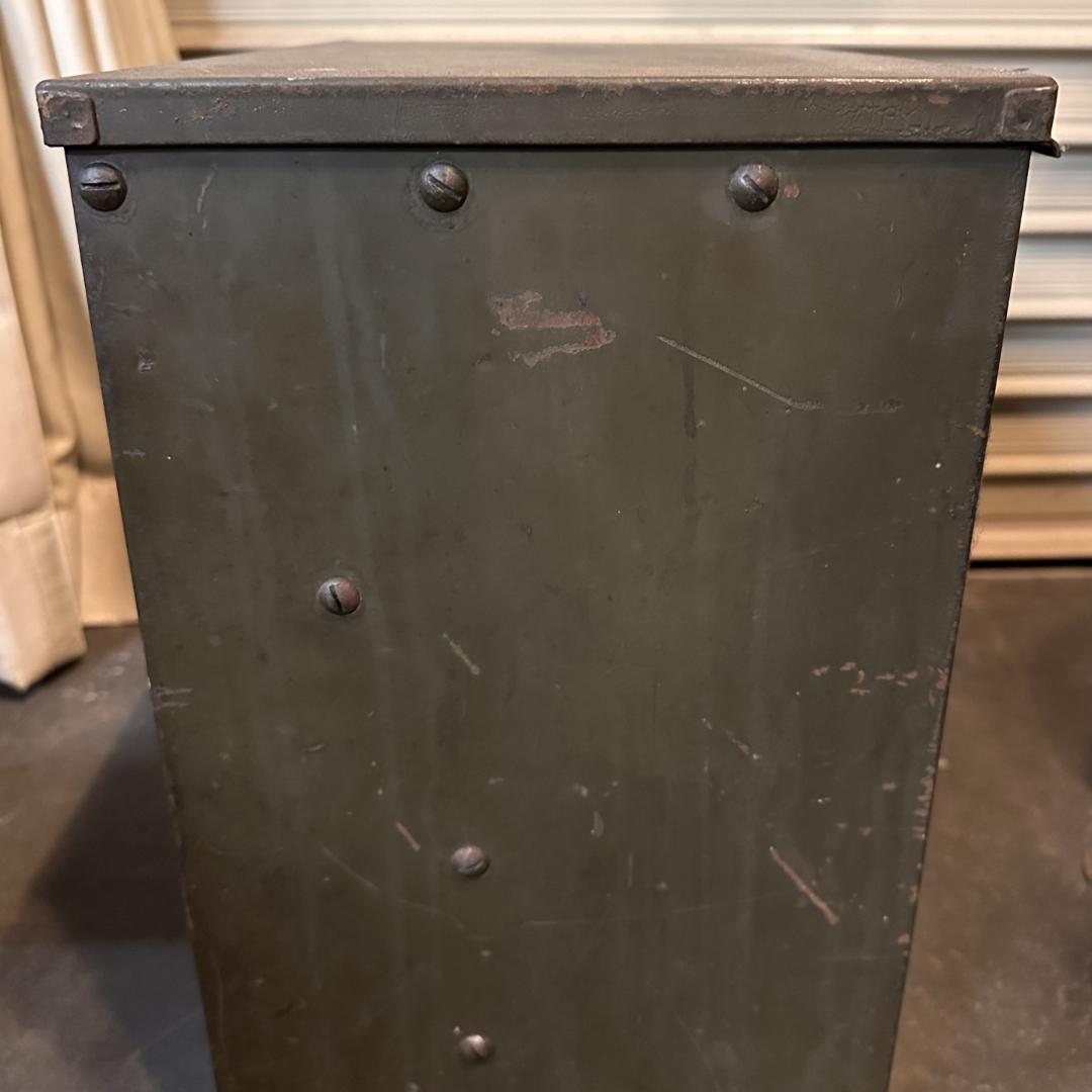 ヴィンテージ メタル製 パーツボックス タバコストッカー 店舗什器