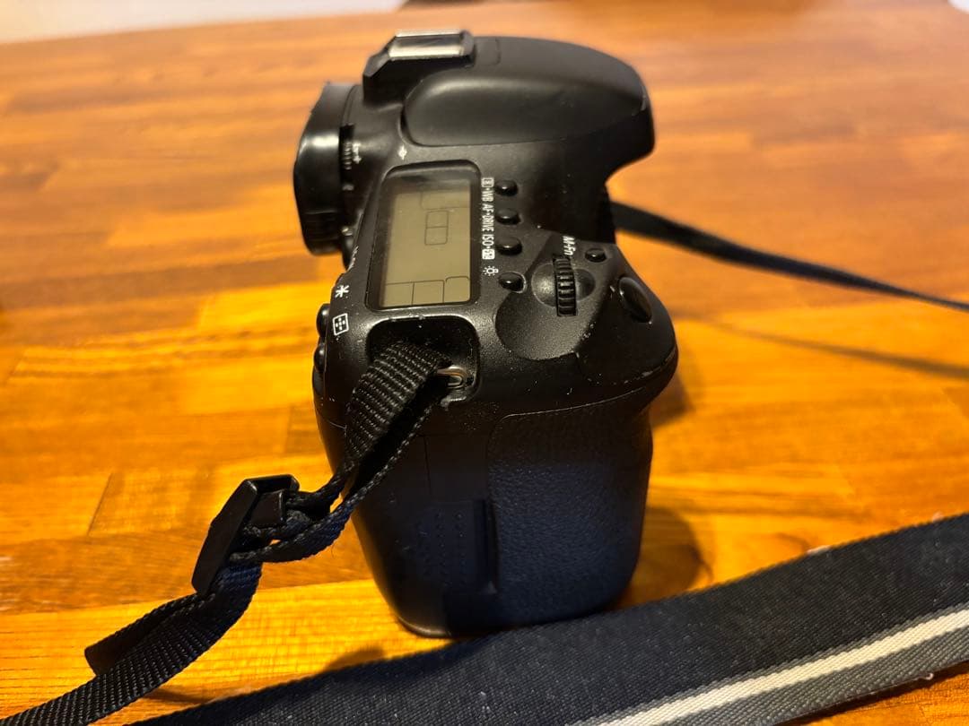 【訳アリ品】Canon EOS 7D 充電器付き