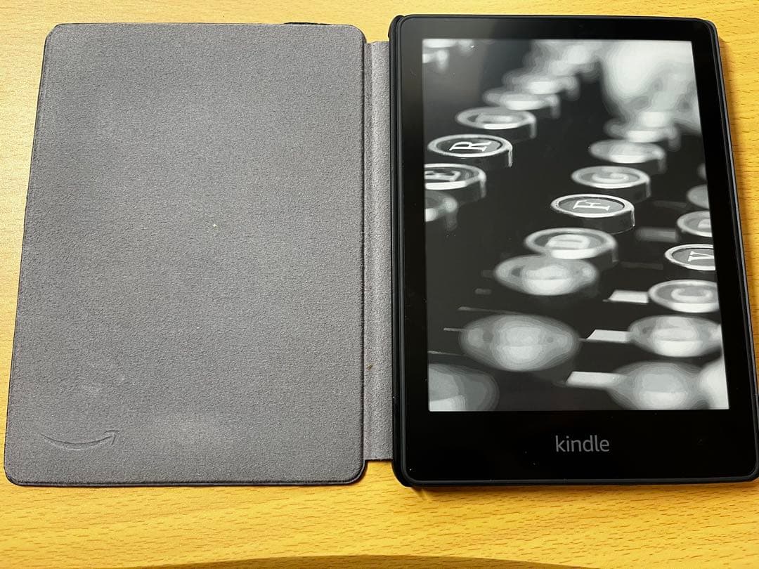 Kindle Paperwhite (8GB) カバー付き