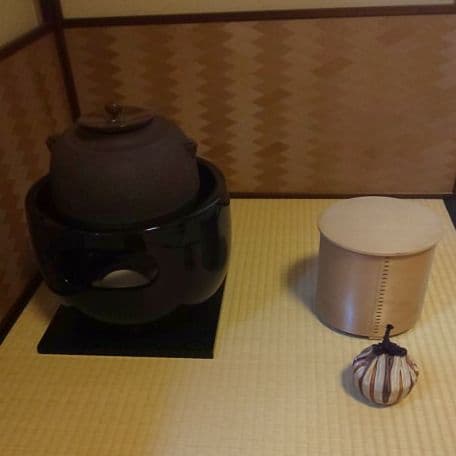 A 44     茶道     茶入   唐物  ( 未使用品 )