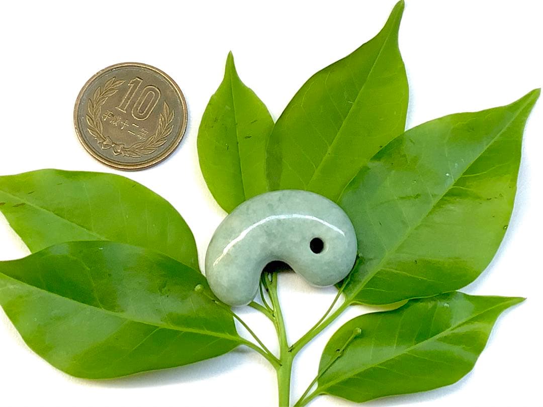 ⭕️幸福を呼び込む勾玉‼️ 糸魚川翡翠小滝産勾玉　鑑定ソーティング付　本物の高品質を