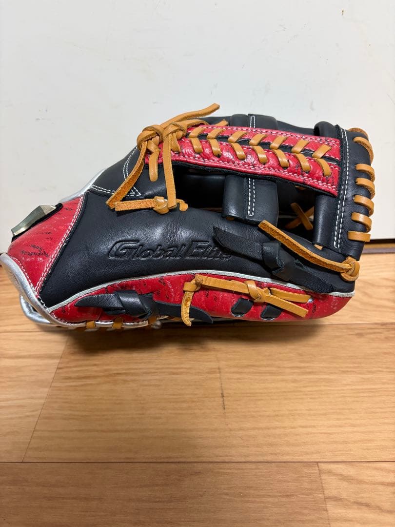 【美品】ミズノ　軟式用　内野手 グローバルエリート 限定モデル　グローブ