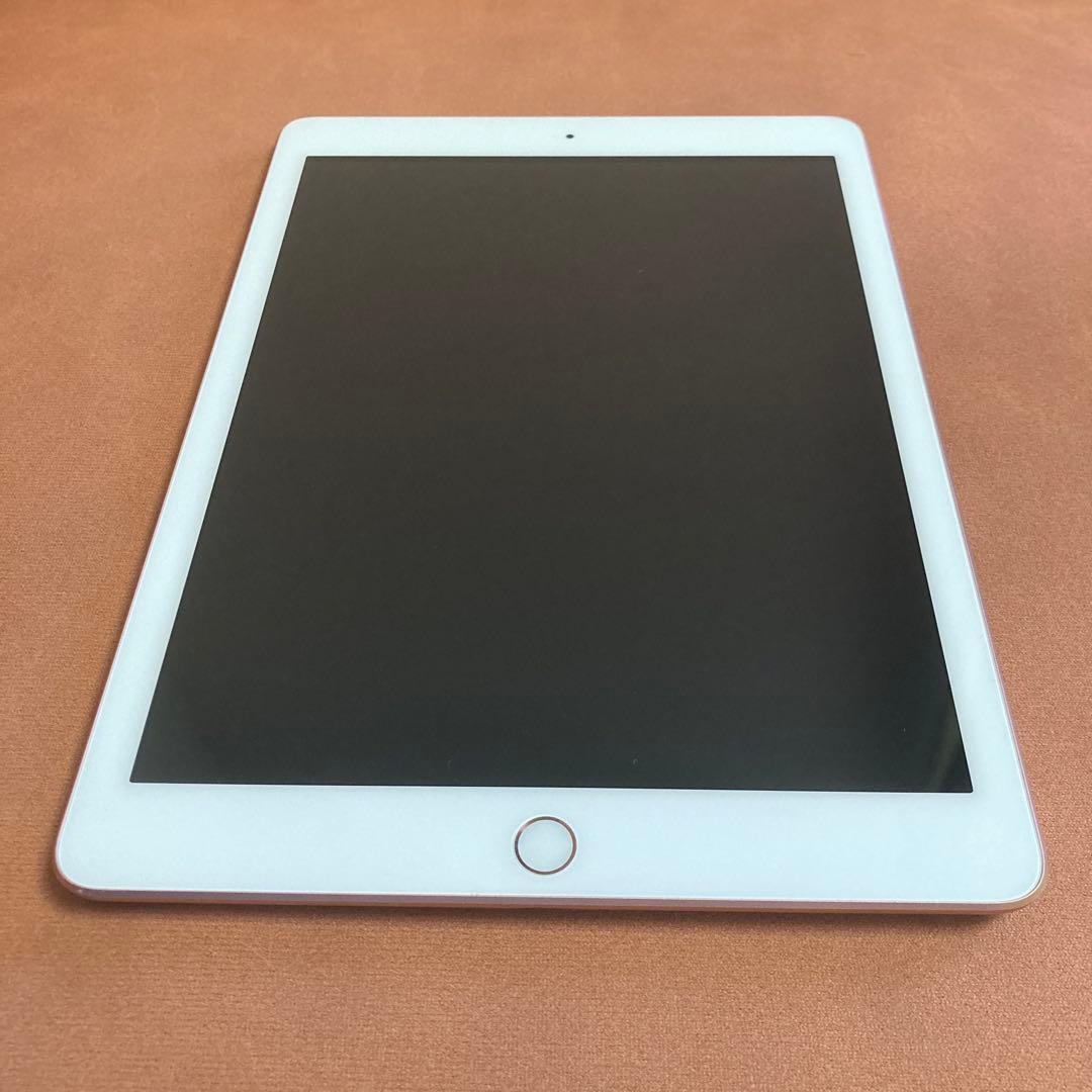 1064 電池良好☆比較的美品☆iPad6 第6世代 32GB WIFIモデル☆