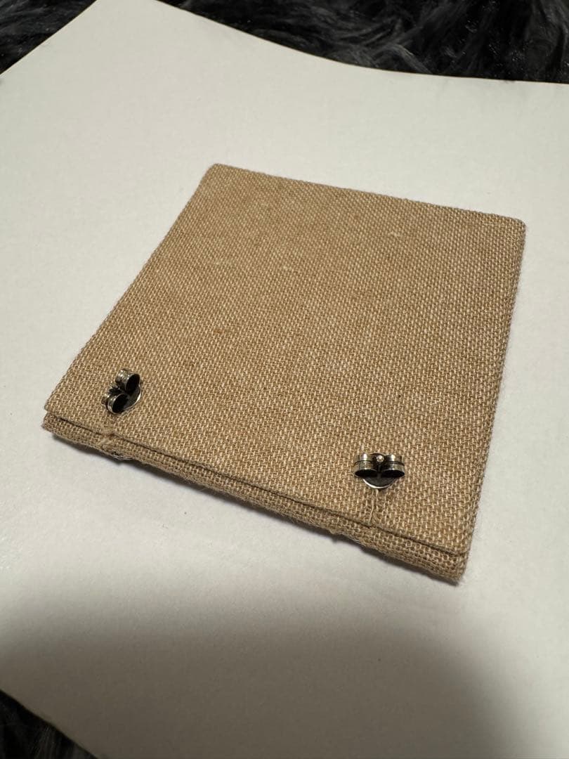 ほぼ未使用グッチ ピアス インターロッキングG シルバー925 男女兼用