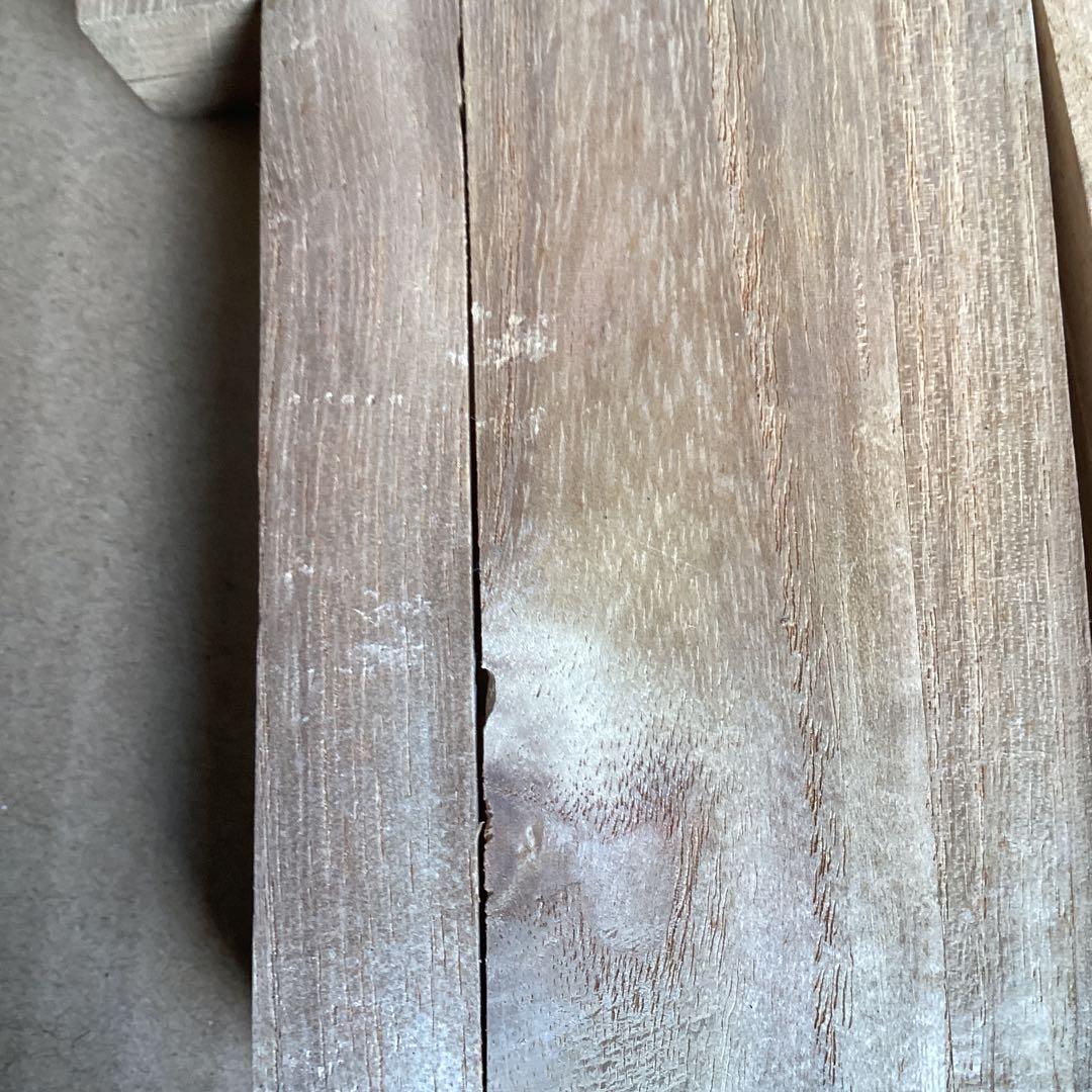 昭和20年時代の黒猫と少女の木製小箱　みすや縫い針セット入り　マチ針は使えません