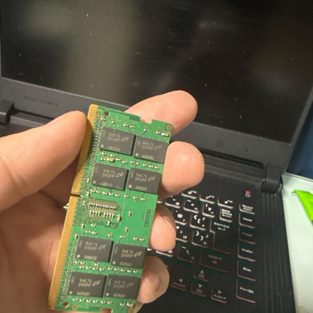 DDR4 16GB SO-DIMM メモリ 2400MHz
