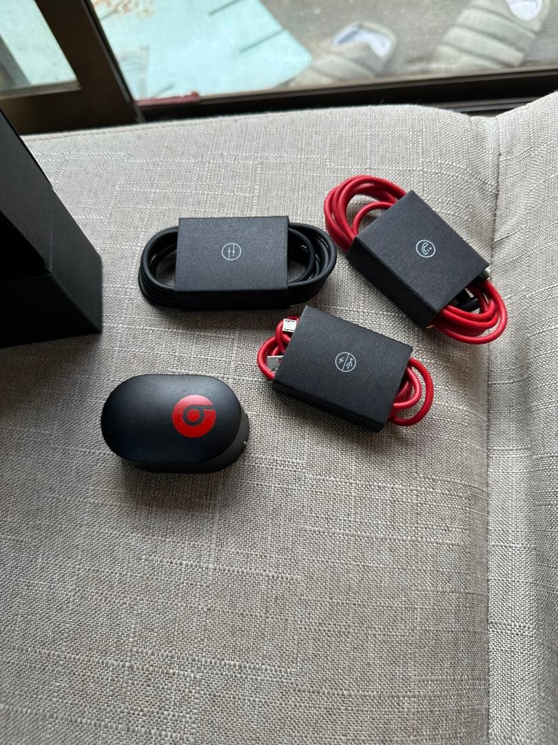 Beats Studio Wireless ブラック