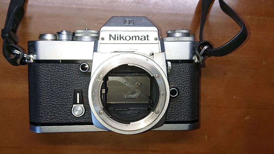 Nikon Nikomat EL フィルムカメラ レンズ付き