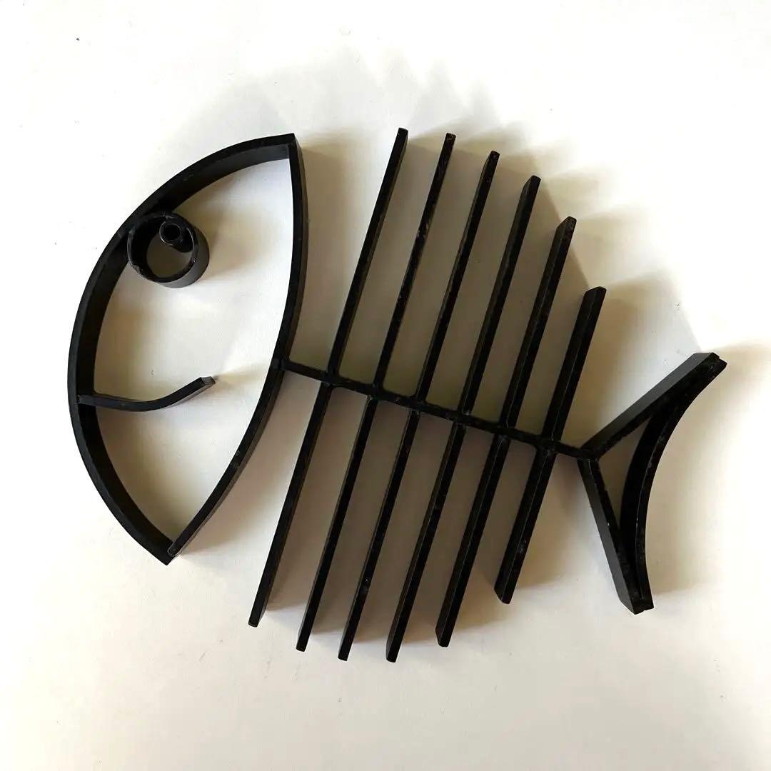 【希少】北欧風　トリベット　鉄製鍋敷き　魚モチーフFishborn trivet