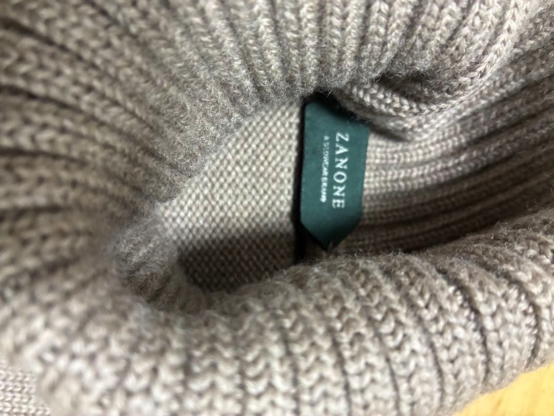 ZANONE ザノーネ ミドルゲージ タートルネックニット 美品　44サイズ