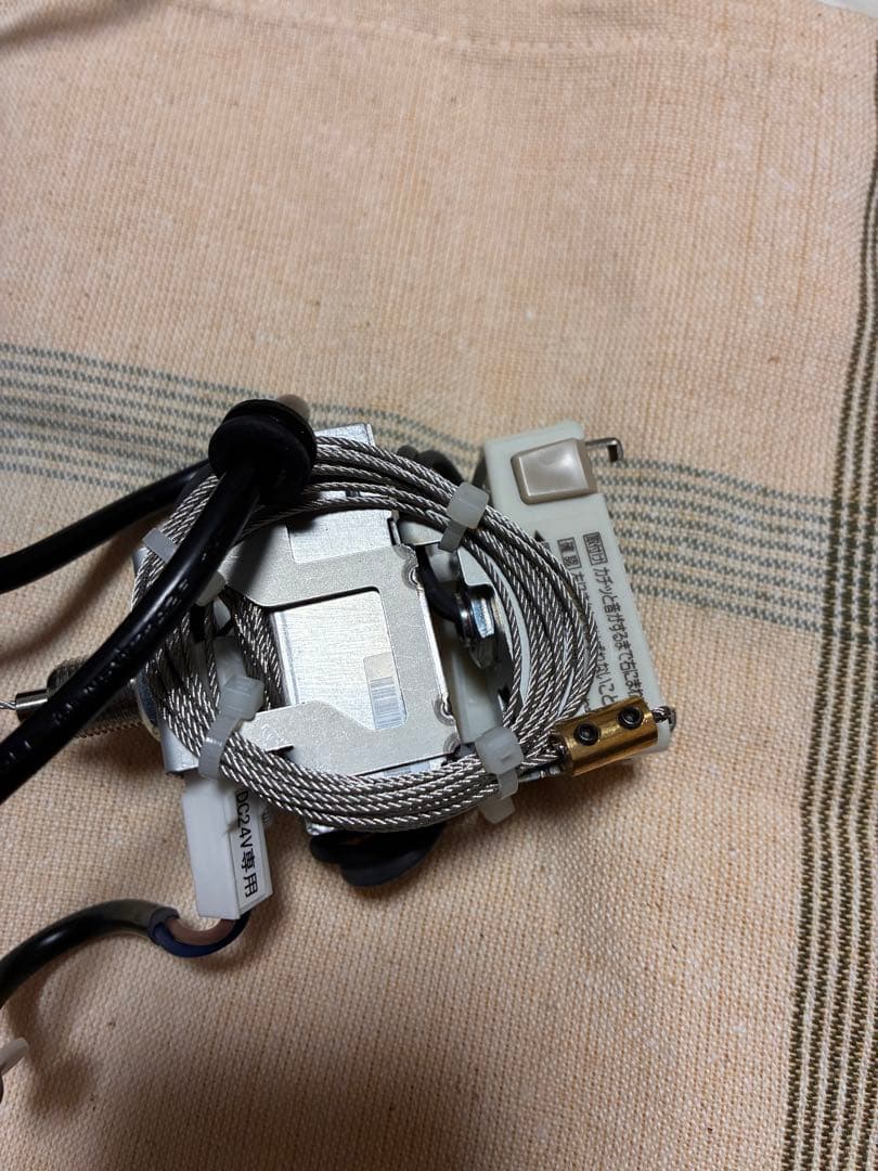 トムディクソン スプリングペンダントライト ミディアム ブラス 展示品 極美品