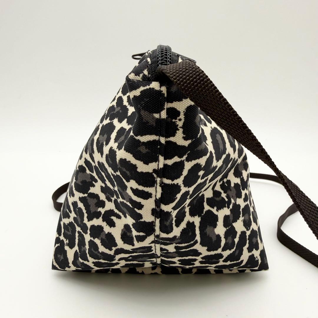 エルベシャプリエ 2885F 舟型ショルダーバッグ S パンサーブラン ヒョウ柄