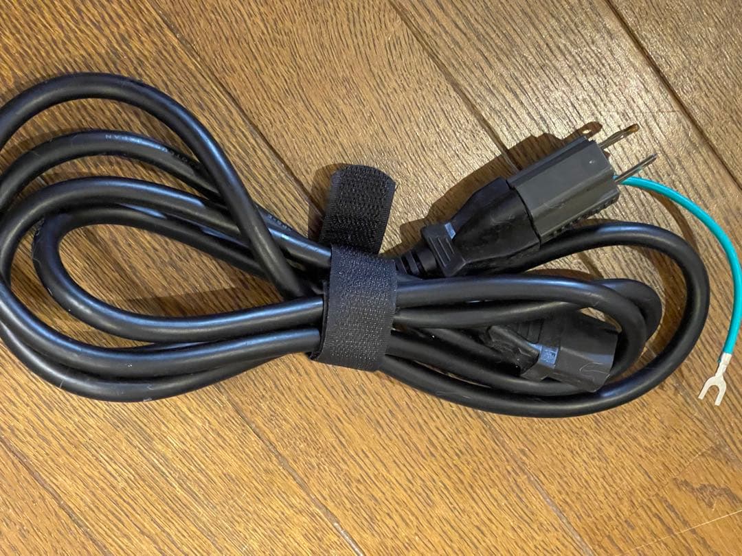 オーディオ ケーブル　プラグ 類　画面全部　映像　カラオケ