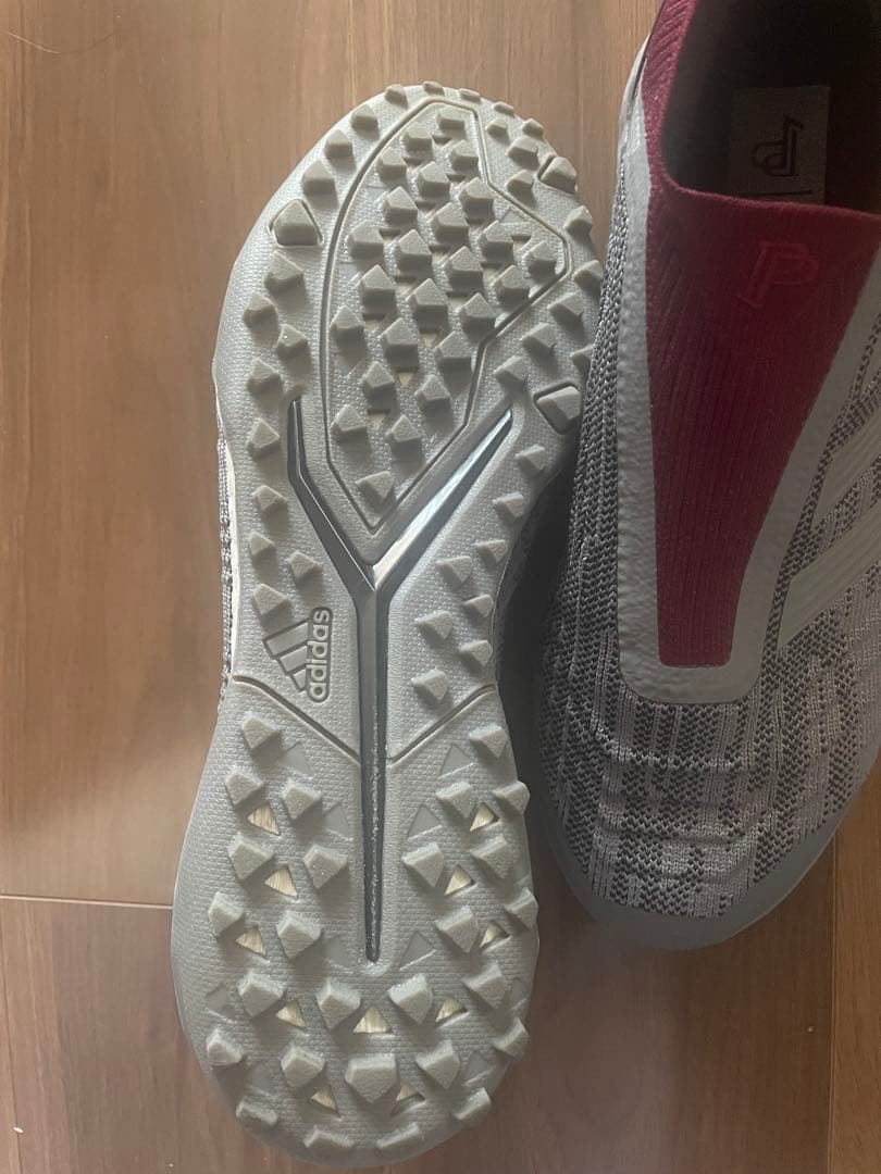 【美品、希少】adidas 26cm プレデター18ポグバモデル　フットサル