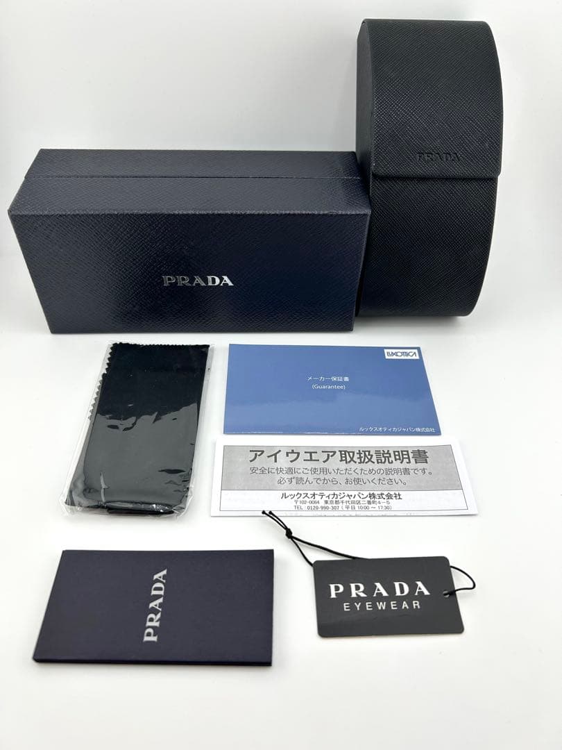 ✨極上美品・付属品完備✨　プラダ　サングラス　シンボルロゴ　キャットアイ　Y2K