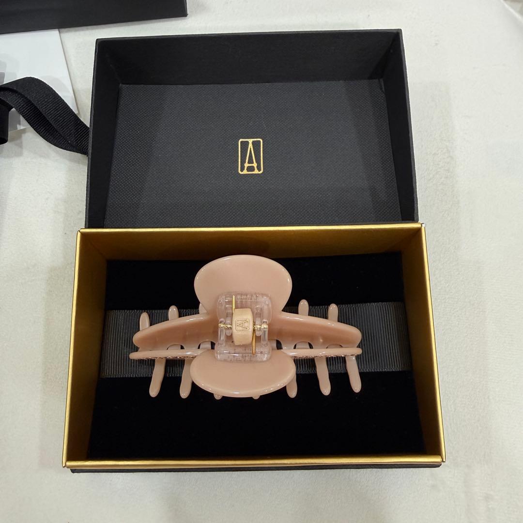 アレクサンドルドゥパリ Mクリップ ヌードピンク スワロフスキー