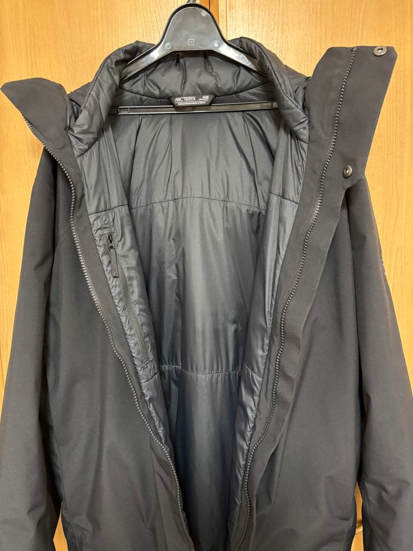アークテリクス Therme Insulated Jacket