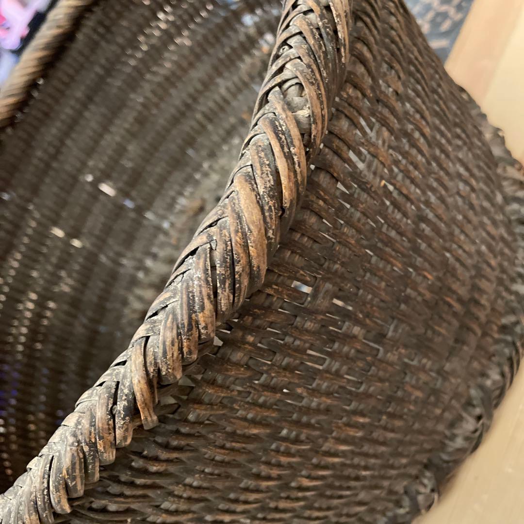 竹かご、、古い物