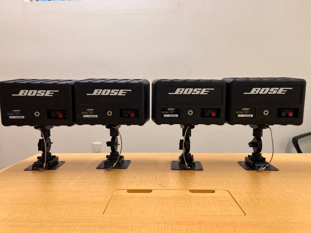Bose ボーズ スピーカー101MM 4個セット 天吊り用ブラケット付き