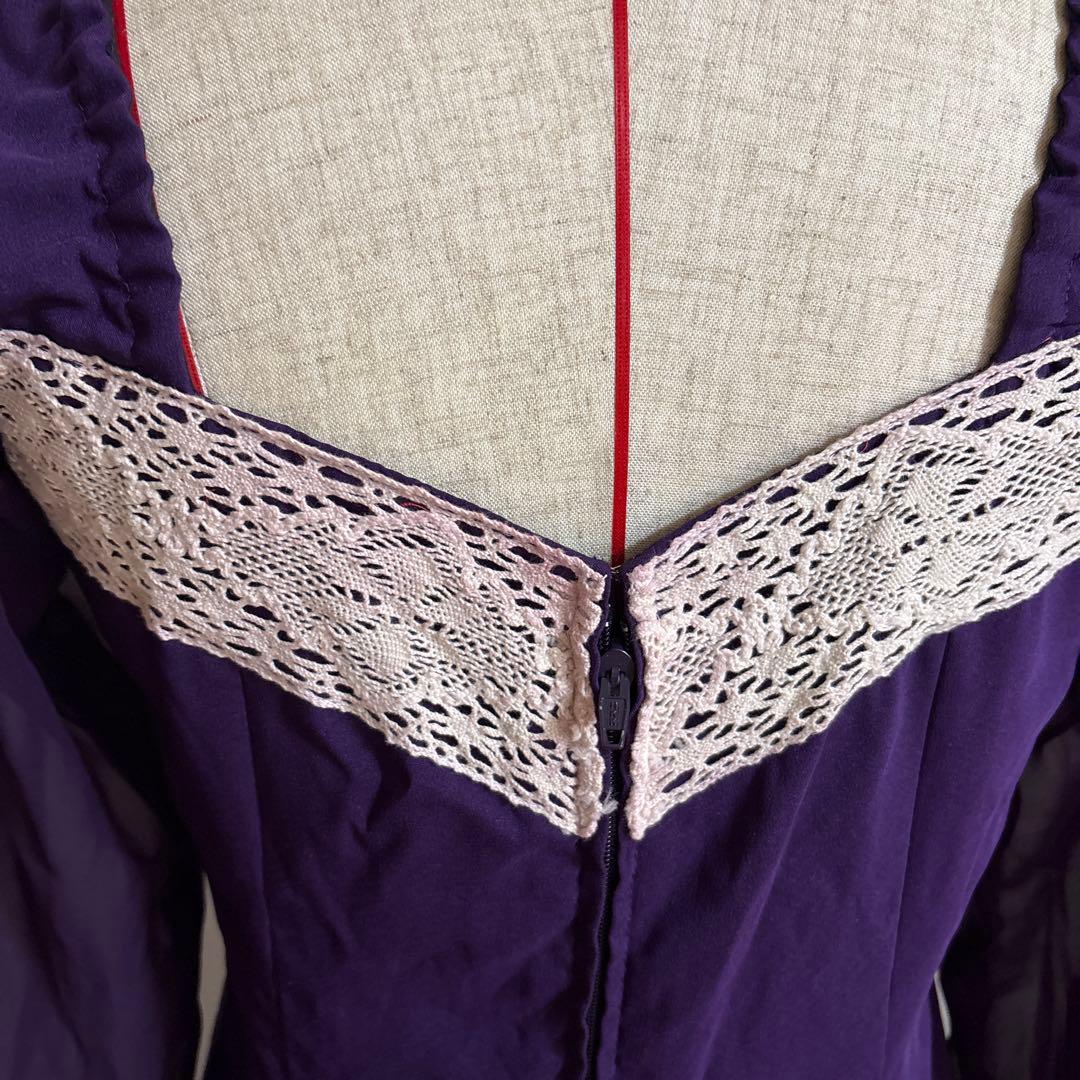 フラメンコ衣装　ドレス　レース装飾付き