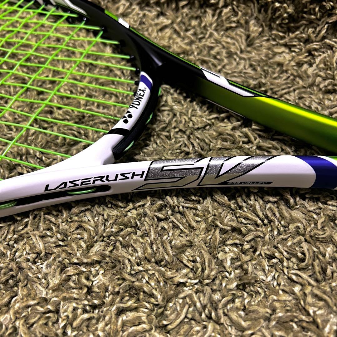 極美品　YONEX LASERUSH 5V 軟式ラケット　UXL1 ライム